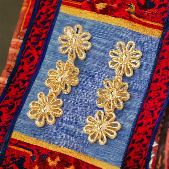 FLORAL GOLD TRIPLET FLOWER DROP GOLD PLATED EARRINGS - Picture 2 of 9